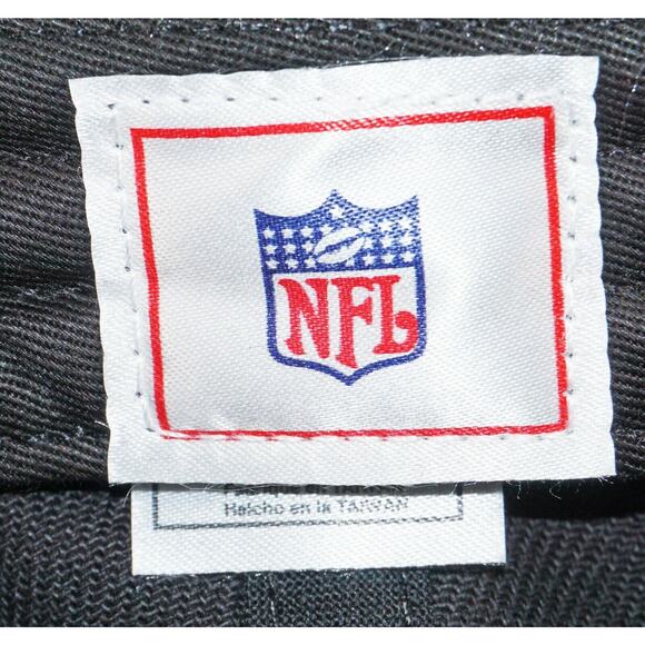 Vintage Jacksonville Jaguars NFL Football Cap - Black Tonal Emboss Logo Hat 2010 - Picture 8 of 8